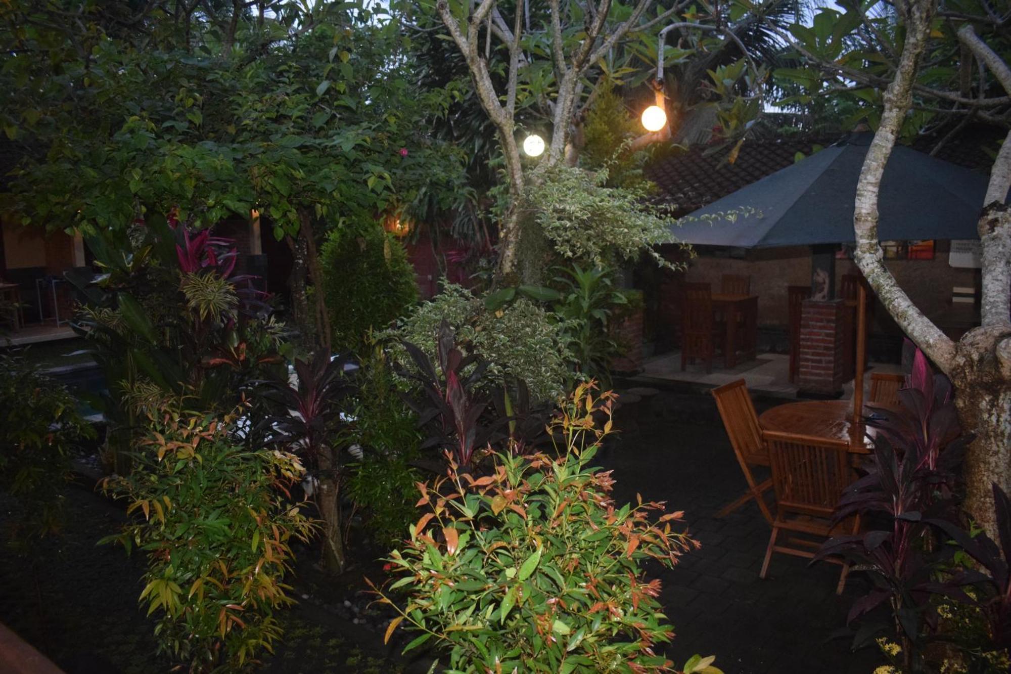Werkudara Guest House Ubud Esterno foto